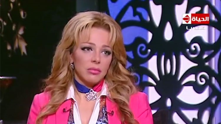 بالفيديو.. سوزان نجم الدين: أصالة خائنة للوطن رغم انه اعطاها الكثير!