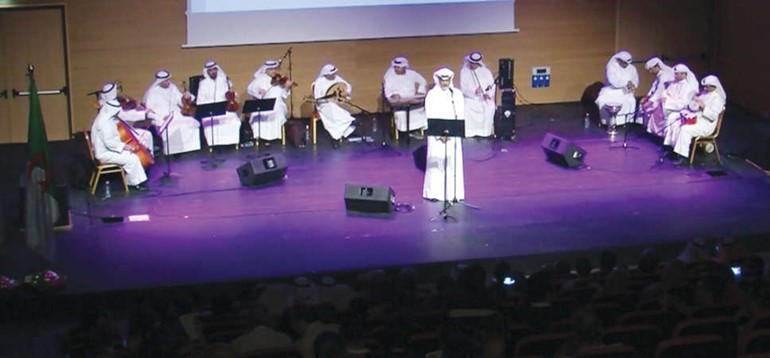  جانب من حفل الفرقة الوطنية الموسيقية الكويتية بقاعة احمد باي بمناسبة انطلاق فعاليات ونشاطات الاسبوع الثقافي الكويتي في مهرجان قسنطينة عاصمة الثقافة العربية لسنة 2015﻿