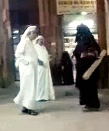 لقطات من الفيديو المتداول﻿