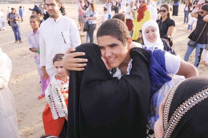 قبلة بمناسبة العودة