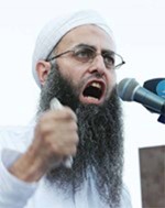 احمد الاسير كما كان