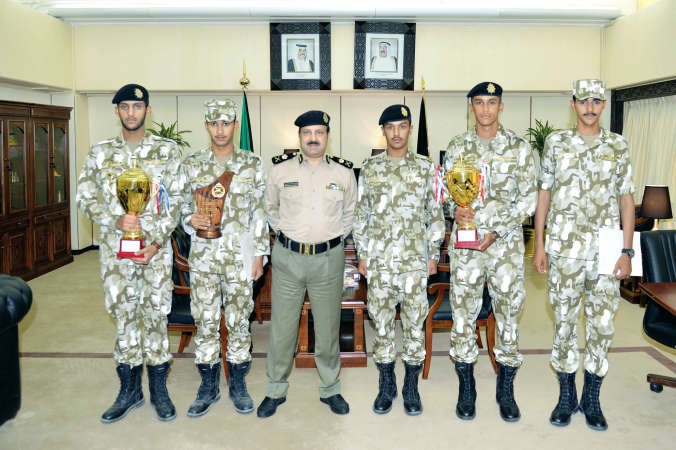 اللواء خالد الوقيت متوسطا اوائل خريجي دفعة حرس مجلس الامة الثالثة