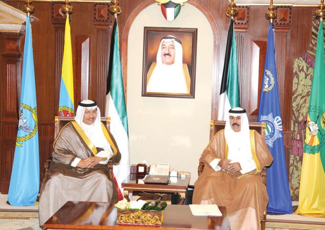سمو نائب الامير وولي العهد الشيخ نواف الاحمد مستقبلا سمو الشيخ جابر المبارك