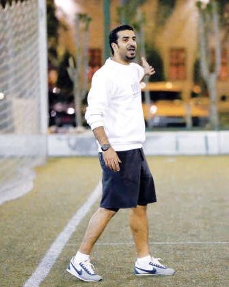 محمد الكندري يشيد بكثرة الاكاديميات