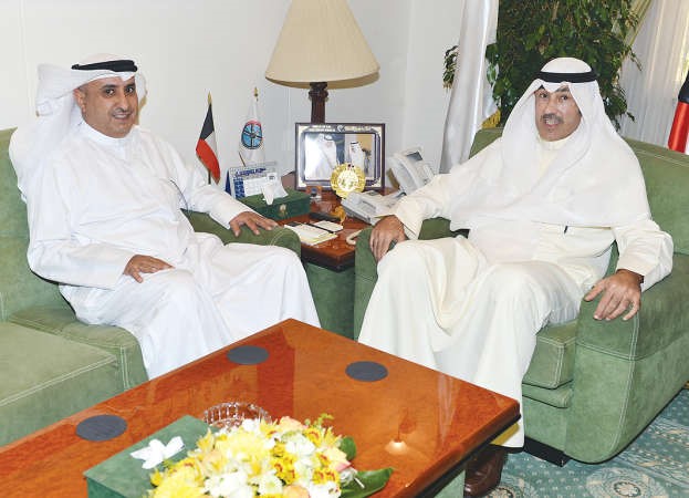 الشيخ فواز الخالد مستقبلا السفير خلف بو ظهير﻿