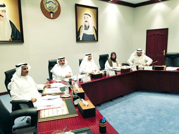 د هيثم الاثري مترئسا اللجنة﻿