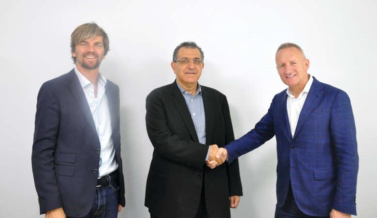 مارتن بوت وكريم بيطار ومايكل ندرلوف