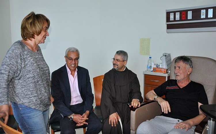 بالصور.. أول ظهور لعزت أبوعوف بعد أزمته الصحية الأخيرة