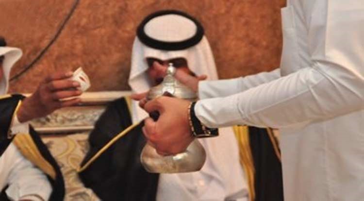 سعودي يشترط على عريس ابنته شرطاَ غريباً لإتمام مراسم الزفاف!