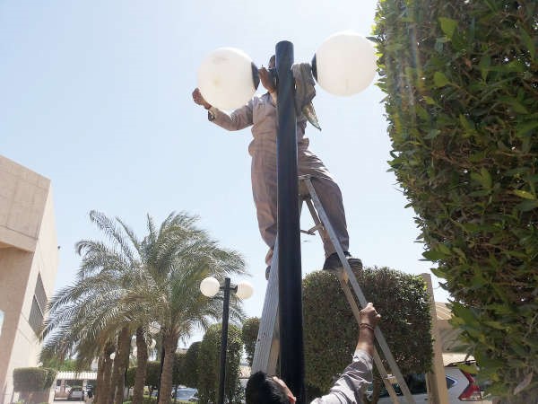 التاكد من الانارة ﻿