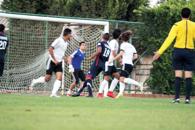 لاعبو اليرموك حاولوا تسجيل هدف في مرمى بتروجيت﻿