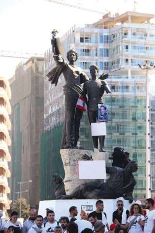 لبنان:  «طلعت ريحكتم» تطلق 3 مطالب من ساحة الشهداء 