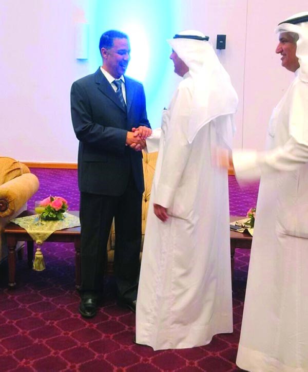 ادفهد الرويشد مستقبلا المهنئين