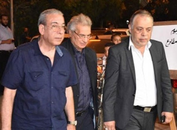 بالصور.. عادل إمام يتغيب عن عزاء هاني مطاوع مخرج مسرحية «شاهد ما شافش حاجة»