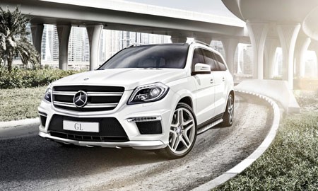 مرسيدس بنز GL 500 تخطف الأنظار والقلوب