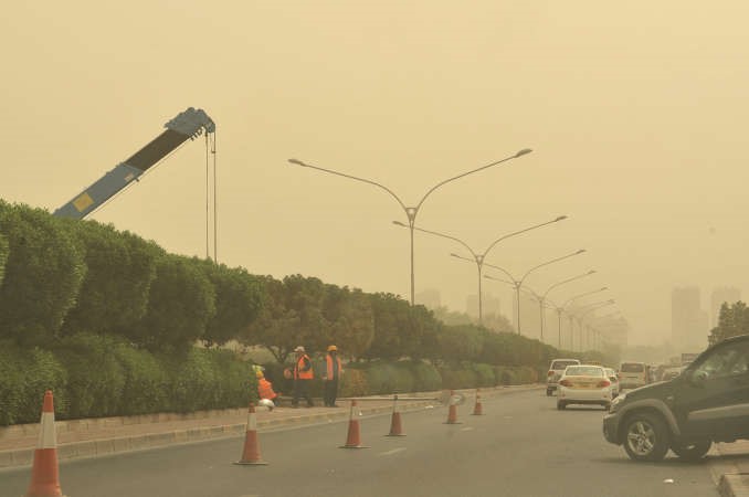 ارتباك حركة المرور بسبب الغبار 	قاسم باشا﻿