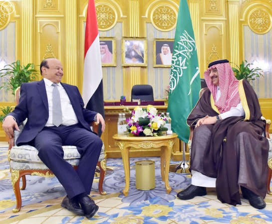 نائب خادم الحرمين الشريفين صاحب السمو الملكي الامير محمد بن نايف مستقبلا الرئيس اليمني عبدربه منصور هادي 		واس﻿