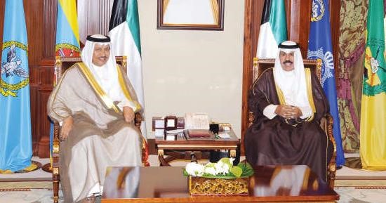 سمو نائب الامير وولي العهد الشيخ نواف الاحمد مستقبلا سمو الشيخ جابر المبارك ﻿