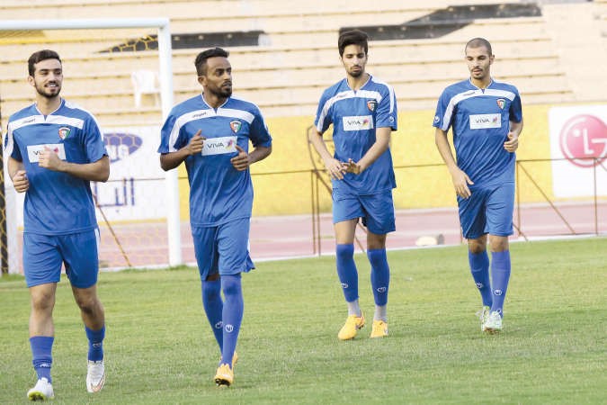 الأزرق يغادر فجر اليوم بـ 22 لاعباً على «طائرة خاصة»