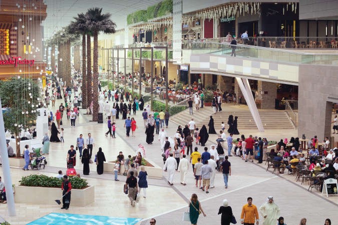 قطاع التجزئة بين اكثر القطاعات الخليجية والكويتية نموا ويعتبر مول الافنيوز بين اكبر المشاريع الخليجية الذي يركز على مبيعات التجزئة حيث تنوي شركة المباني المالكة للمول التوسع نحو السوق السعودية﻿