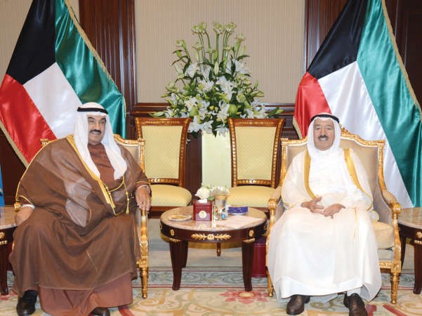 صاحب السمو الامير الشيخ صباح الاحمد مستقبلا سمو الشيخ ناصر المحمد 