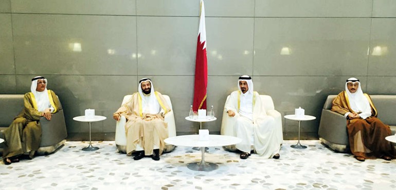 دعلي العمير لدى وصوله الدوحة امس كونا