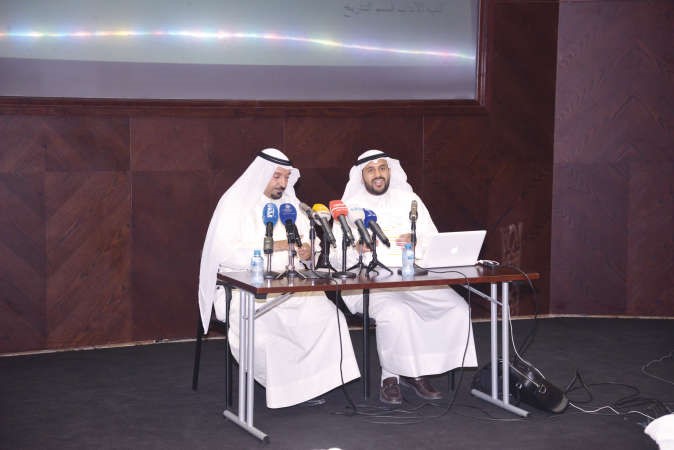 د خالد الباطني خلال المحاضرة شانافاس قاسم