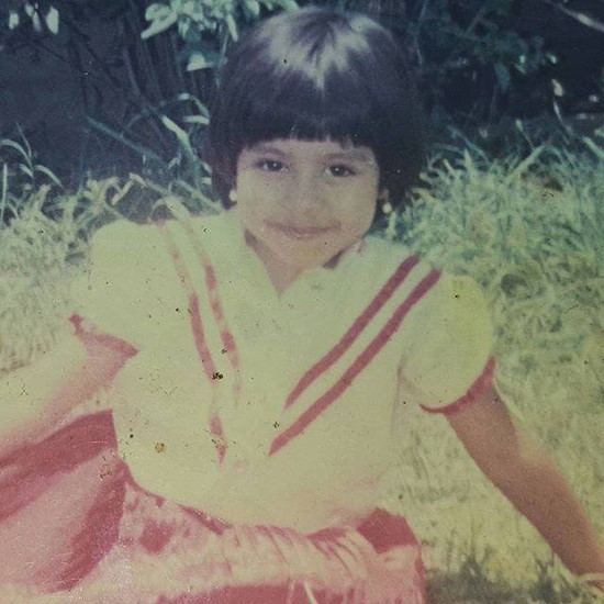 صورة شيرين عبدالوهاب وهي طفلة