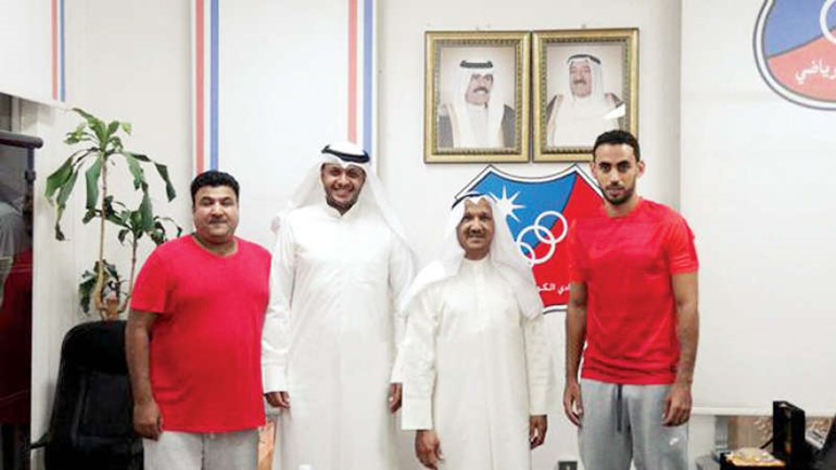 وليد الراشد ويوسف الحمدان الى جوار النجم عبدالله جاسم