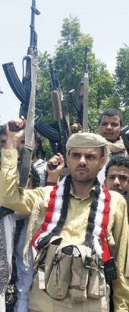 شوقي سعيد المخلافي احد قيادات المقاومة الشعبية في تعز 