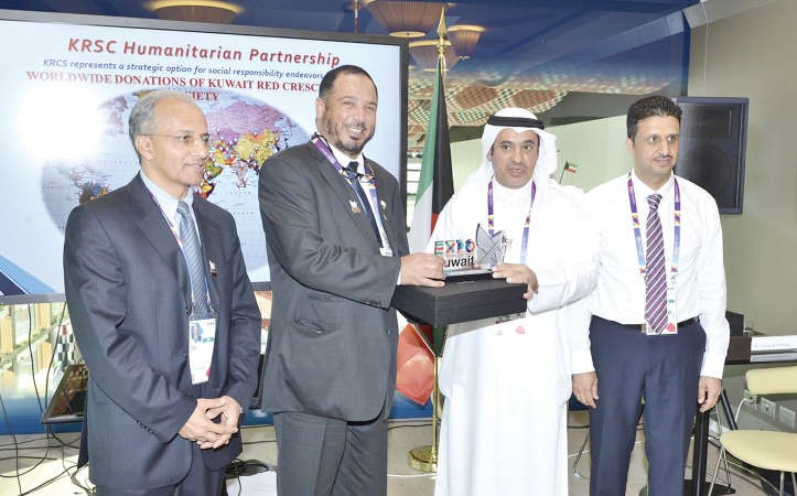 تكريم دعبدالله المعتوق بحضور فيصل المتلقم وفارس العنزي