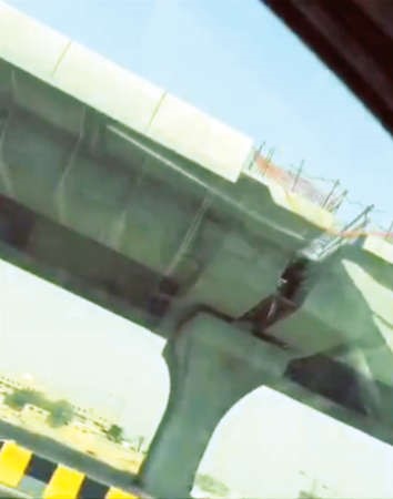 من هنا سقطت الماكينة