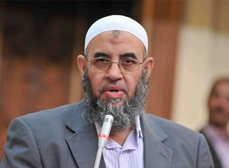 رئيس حزب النور: مرسي وقع اتفاقية تبيح الشذوذ الجنسي.. ومبارك امتنع عنها
