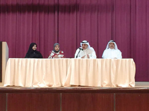 المتحدثون في اللقاء التنويري﻿