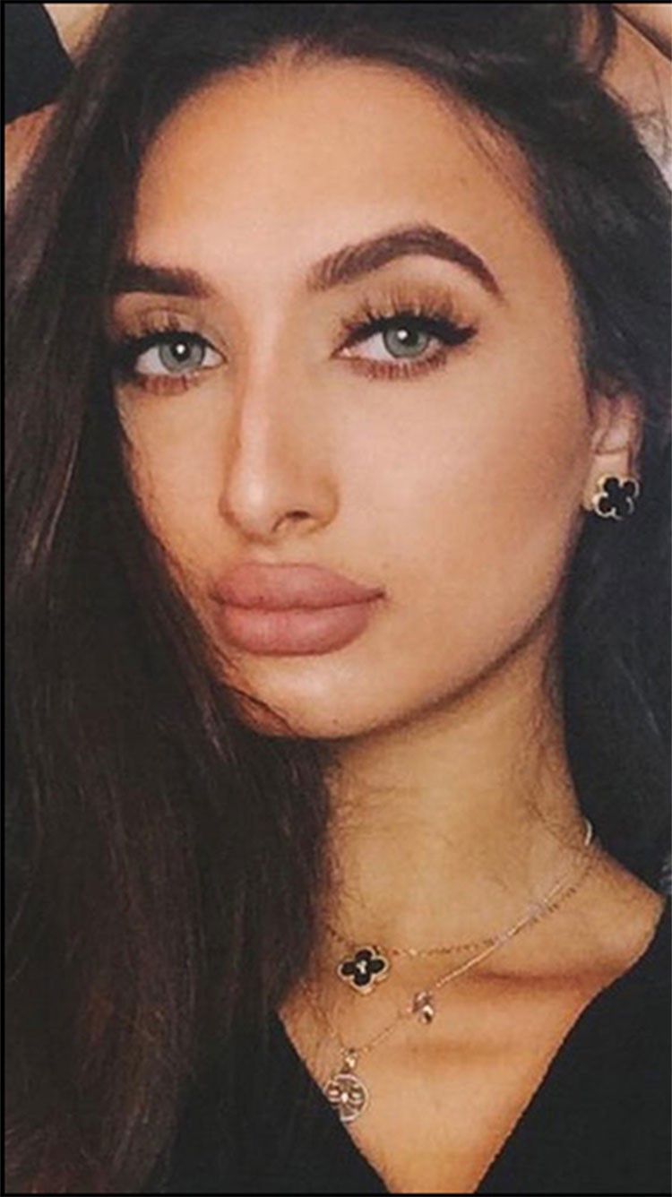 بالصور.. إماراتية فاتنة جمالها يلفت نظر مصور عالمي في لوس أنجلوس