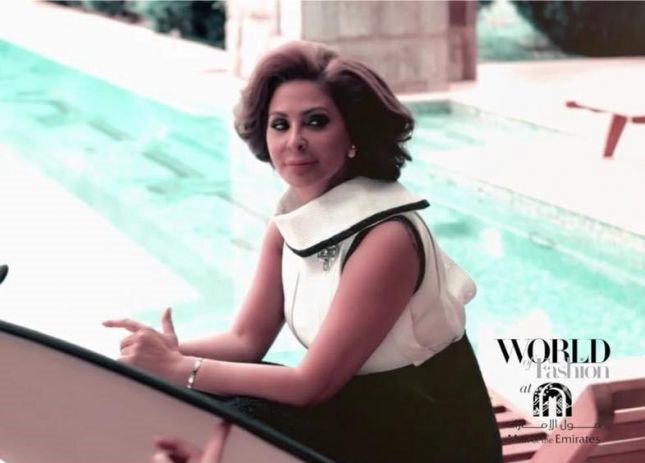 شاهد.. إليسا في صور جديدة تظهرها أكبر سناً