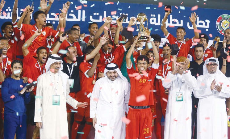 منتخب عمان بطل كاس الخليج 11﻿