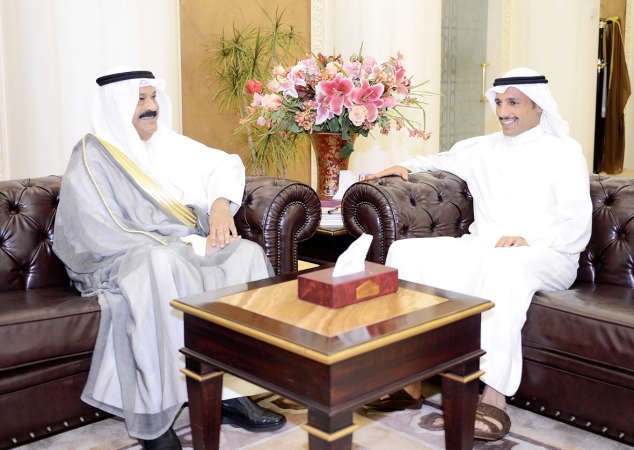 الغانم خلال استقباله رئيس المراقبين الماليين عبدالعزيز الدخيل﻿