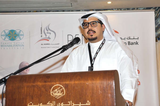 الزميل عبدالله البالول متحدثا للحضور﻿