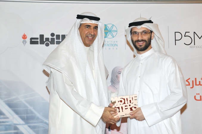 وليد الياقوت مكرما بدر العيسى﻿