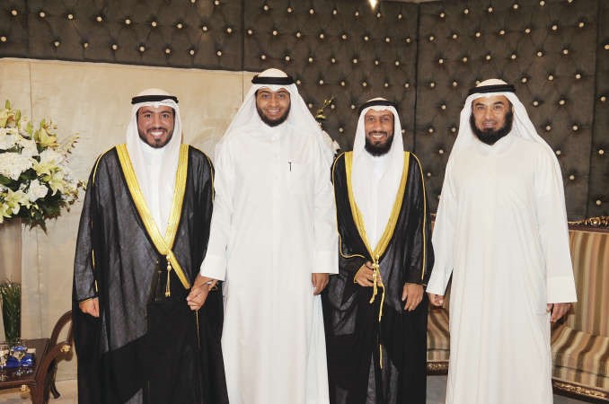 احمد النفيس وحسن الكندري يهنئان
