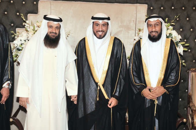 عبدالله الليفان يبارك للمعرس ووالده