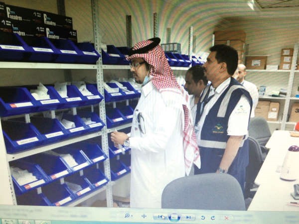 مسؤولون من الشؤون الصحية السعودية يتفقدون عيادات الفريق الطبي

