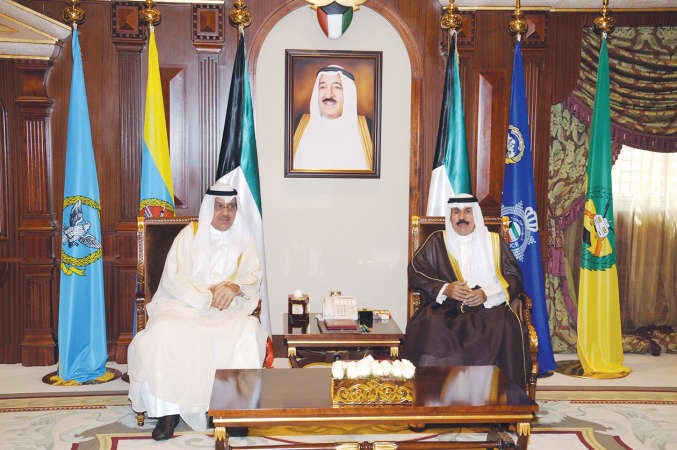 سمو ولي العهد الشيخ نواف الاحمد مستقبلا مبارك الخرينج﻿
