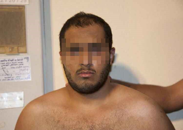 بالصور.. الداخلية السعودية توقف إرهابيين مسلحين وضبط كميات كبيرة من الأسلحة والذخائر