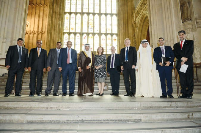 الوفد الكويتي برئاسة الغانم خلال جولة في مقر مجلس العموم البريطاني