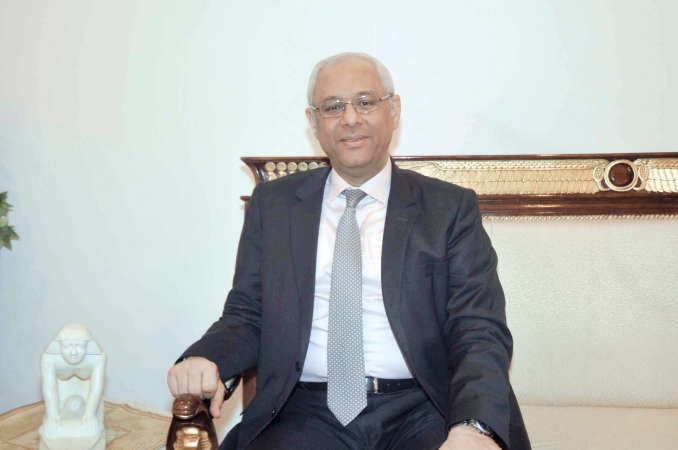 السفير ياسر عاطف ﻿