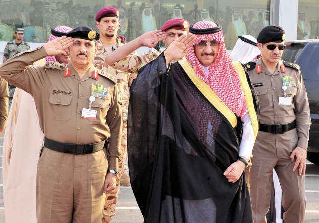 صاحب السمو الملكي الامير محمد بن نايف بن عبدالعزيز ال سعود ولي العهد نائب رئيس مجلس الوزراء وزير الداخلية رئيس لجنة الحج العليا يرعى الحفل السنوي لاستعراض قوات امن الحج والاجهزة المعنية بشؤون الحج والحجاج المشاركة في تنفيذ الخطة العامة لموسم حج هذا العام