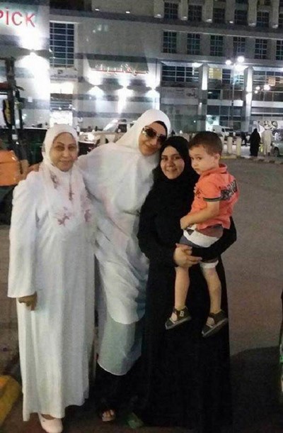 بالصور.. وفاء عامر تنشر لقطات لها في الحج.. وتعلق: عند حبيبي