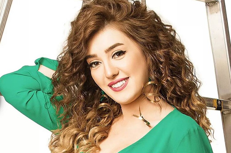 ممثلة سورية تعترف: فمي اعوج وعيني "حولة" ولا ارى نفسي جميلة! 